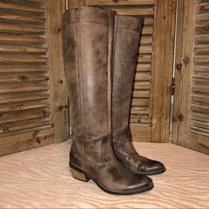 Diba Shoes - Diba tall genuine leather boots. Great condition. Diba Shoes - Diba tall genuine leather boots. Great condition.